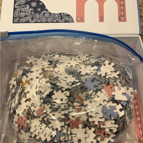 Madewell Puzzle 1000 pieces - Picture 6 of 6